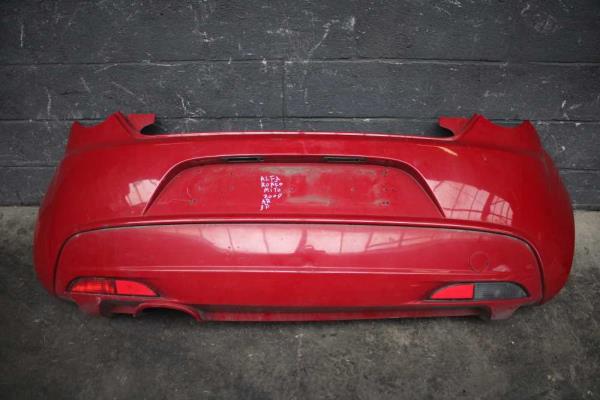 PARE CHOC ARRIERE ALFA ROMEO MITO - Vue 1